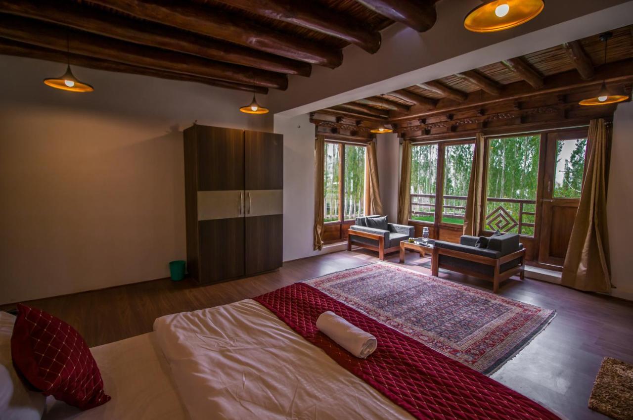 Tongspon Inn Leh Bagian luar foto